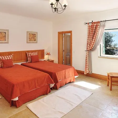 Sleeps 6 Pool Wifi Villa Aroal